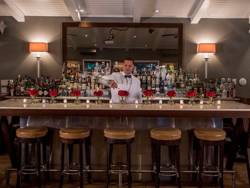The bar of the Casa Tua members club